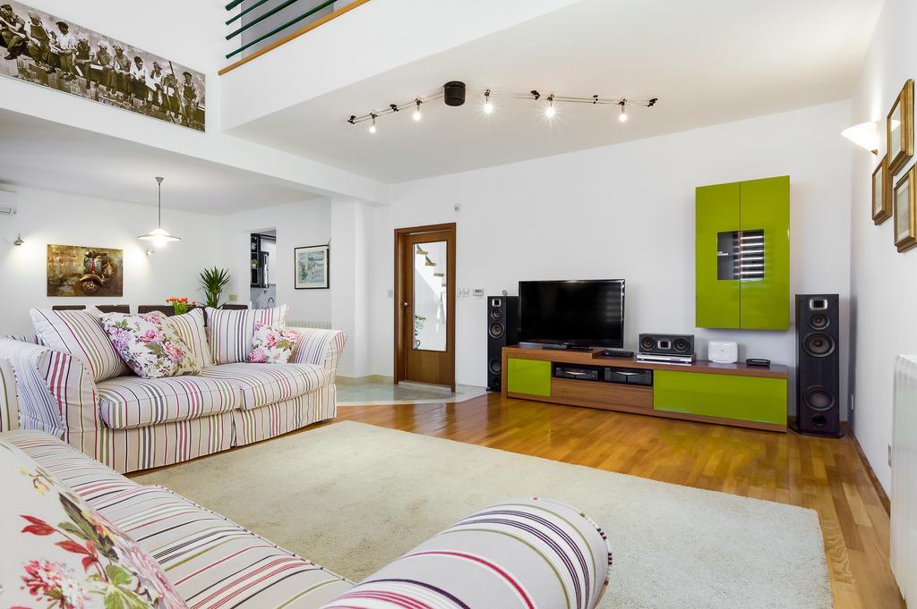 Kuca Za Odmor Kuzmanic Villa Kaštela Buitenkant foto