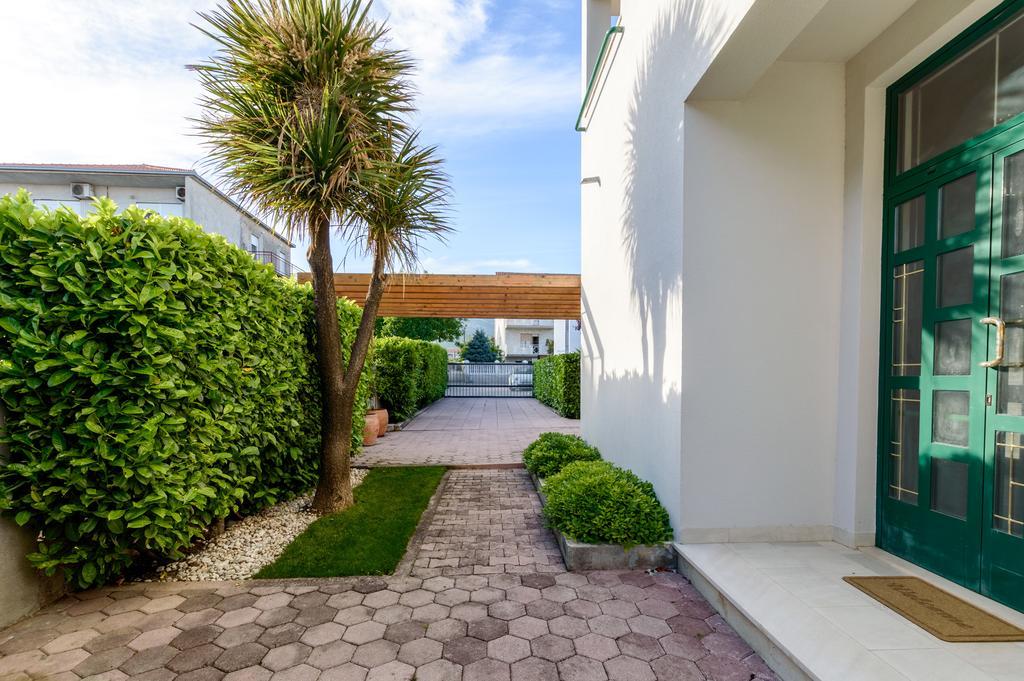 Kuca Za Odmor Kuzmanic Villa Kaštela Buitenkant foto