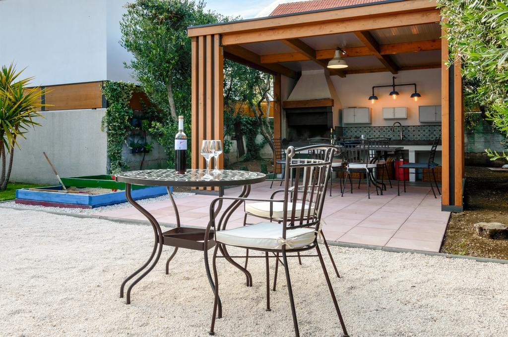 Kuca Za Odmor Kuzmanic Villa Kaštela Buitenkant foto