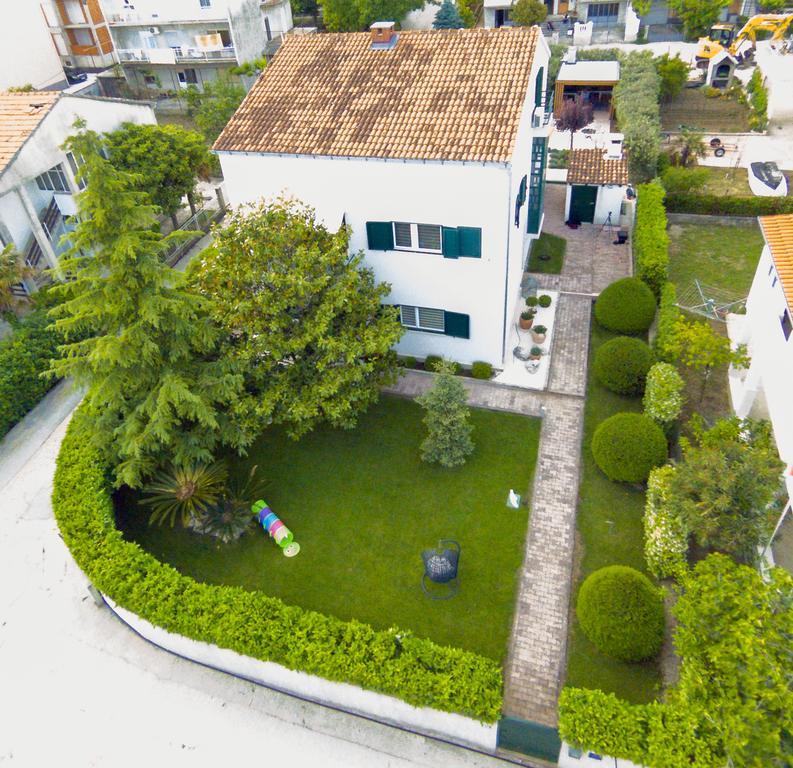 Kuca Za Odmor Kuzmanic Villa Kaštela Buitenkant foto